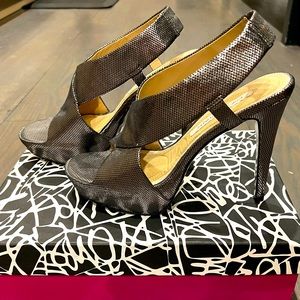 DVF size 8 1/2 silver metallic printed leather heels.